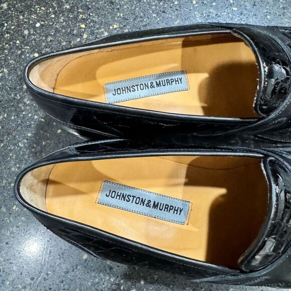 Johnston & Murphy Black Leather Croc Embossed Tassel Loafers. Size 9.5M. main image 8